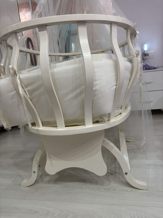 Бебешка дървена кошара