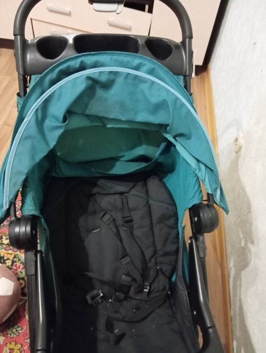 Продам коляску прогулочную