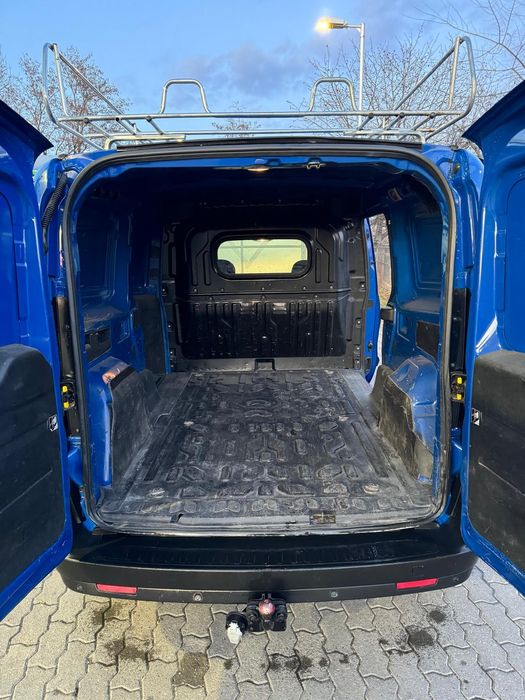 Vând Opel Combo Maxi