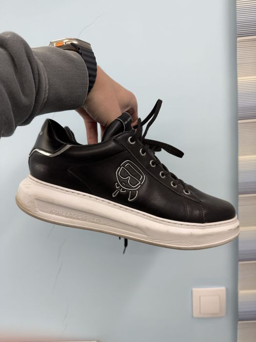 Karl Lagerfeld черни обувки