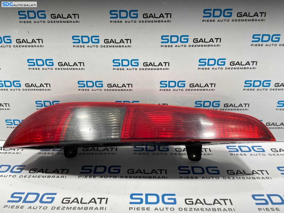 Tripla Lampa Stop Stanga Ford Focus 2 Break Variant Combi 2004 - 2007 [L3788]