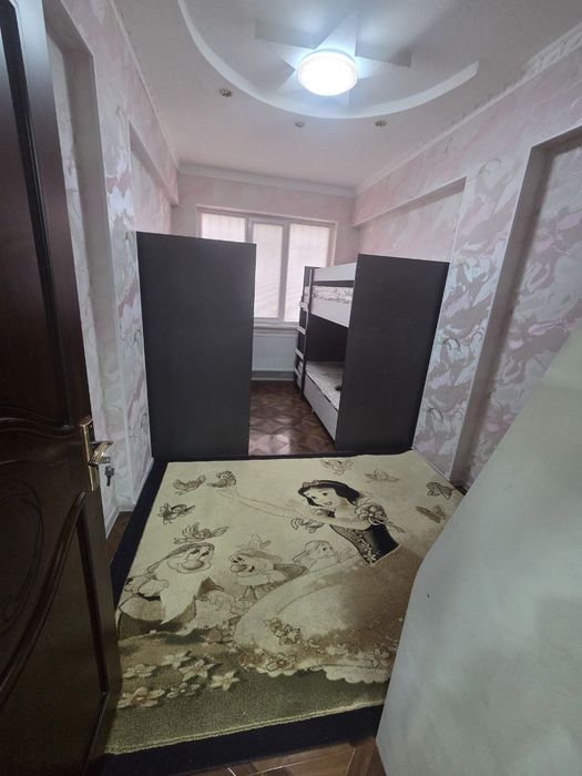 Сдаётся 5ти комнатная квартира на Эркин савдо