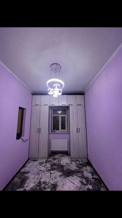 Продаётся 2х комн квартира на 2 этаже Ор-р Шайх ул олам