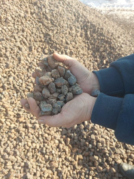 Керамзит  россыпью и в мешках