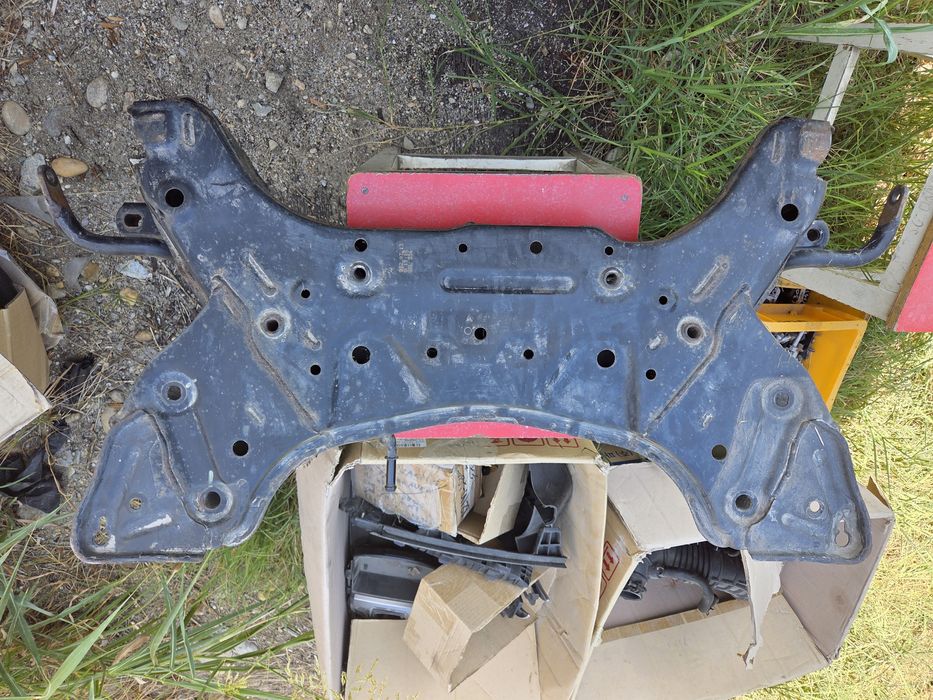 Cadru motor/punte fata Hyundai i30 GD 2011-2017/Kia Ceed JD 2012-2018