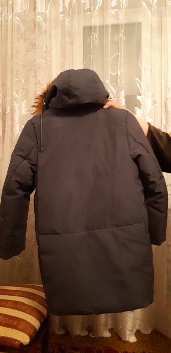 Продам Куртку-пуховик.