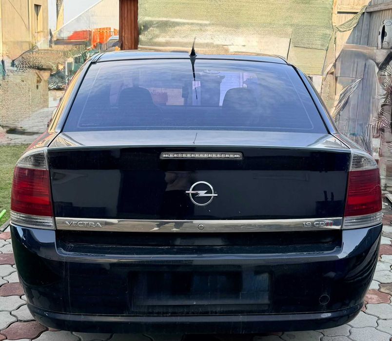 Opel Vectra C 1.9 CDTI – 150 CP – Diesel