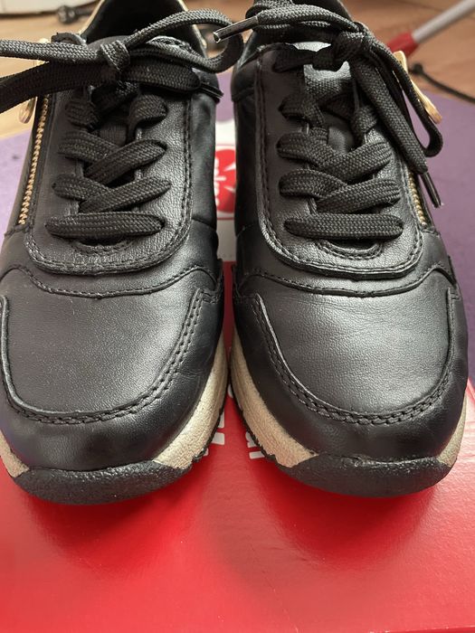 Сникърси Rieker