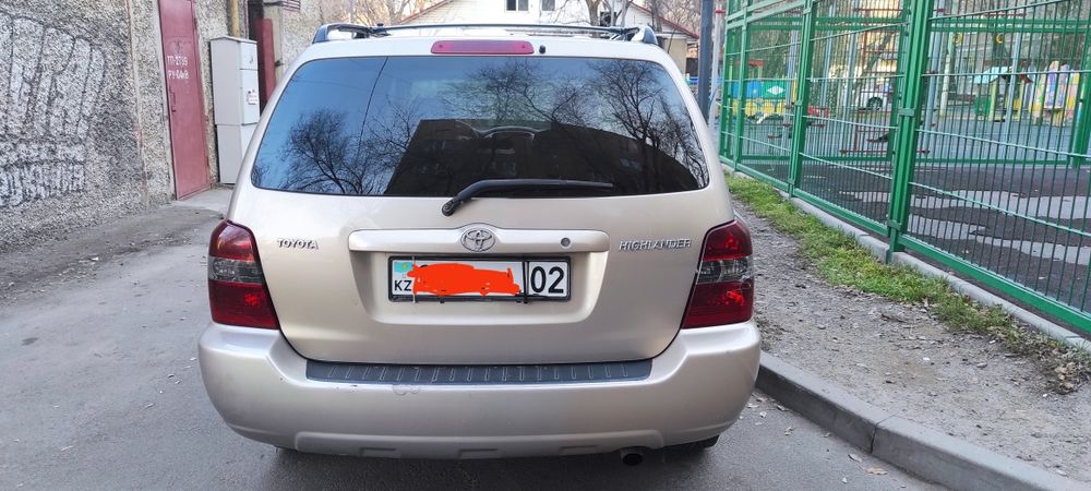 Продам Хайлендер 2004 срочно