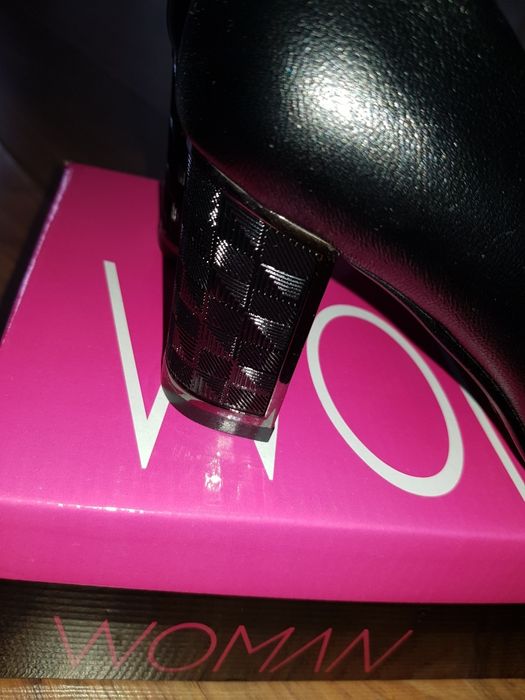 Нови черни елегантни обувки Tendenz