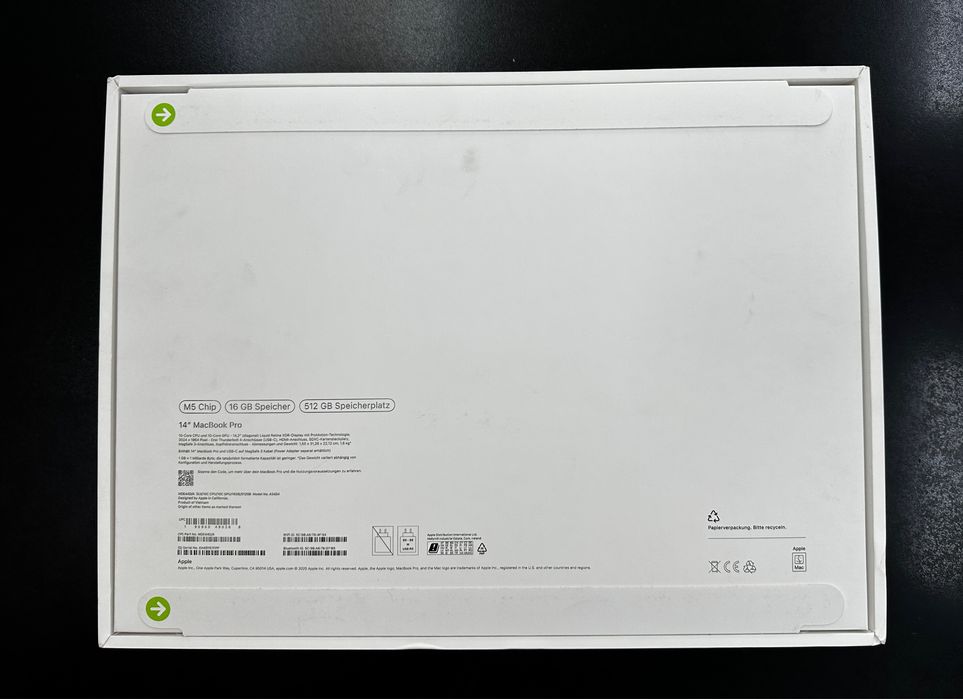 MacBook Pro M5 14’’ inch 512GB 16GB RAM нов запечатан