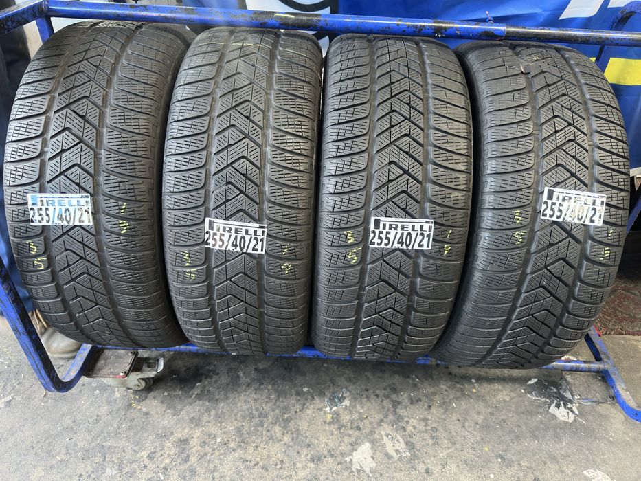 255/40/21 pirelli M+S