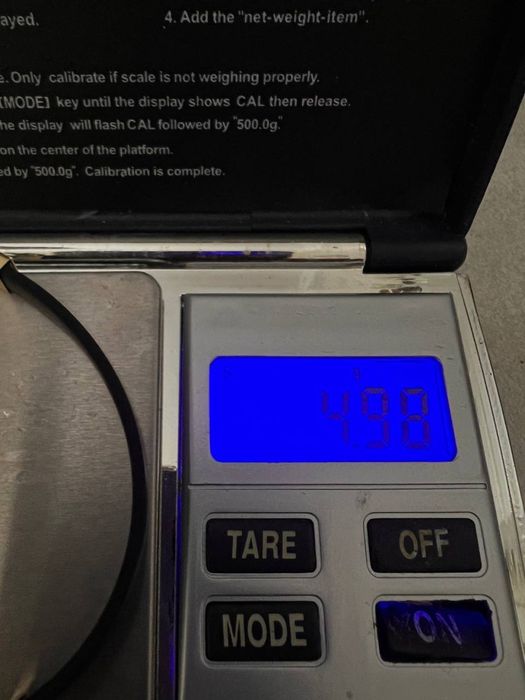 Срочно продам новый золотой браслет из 585 пробы.