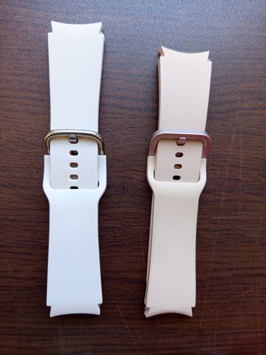 Samsung Galaxy Watch 4 (40mm) + МЕГА КОМПЛЕКТ (3 каишки + 3 кейса + 5 стъкла)