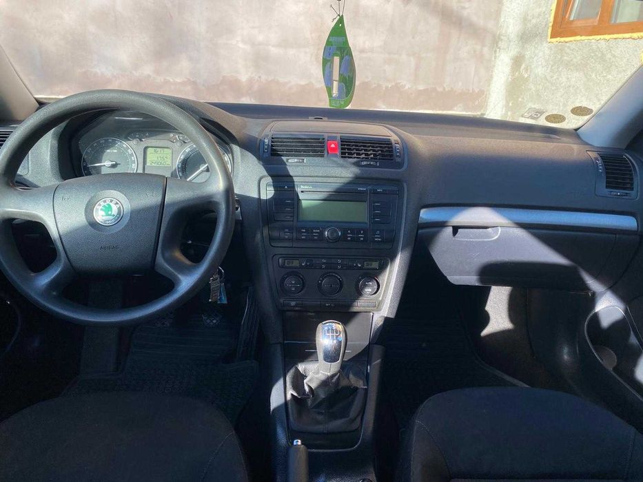 Skoda Octavia 2  1.6Fsi