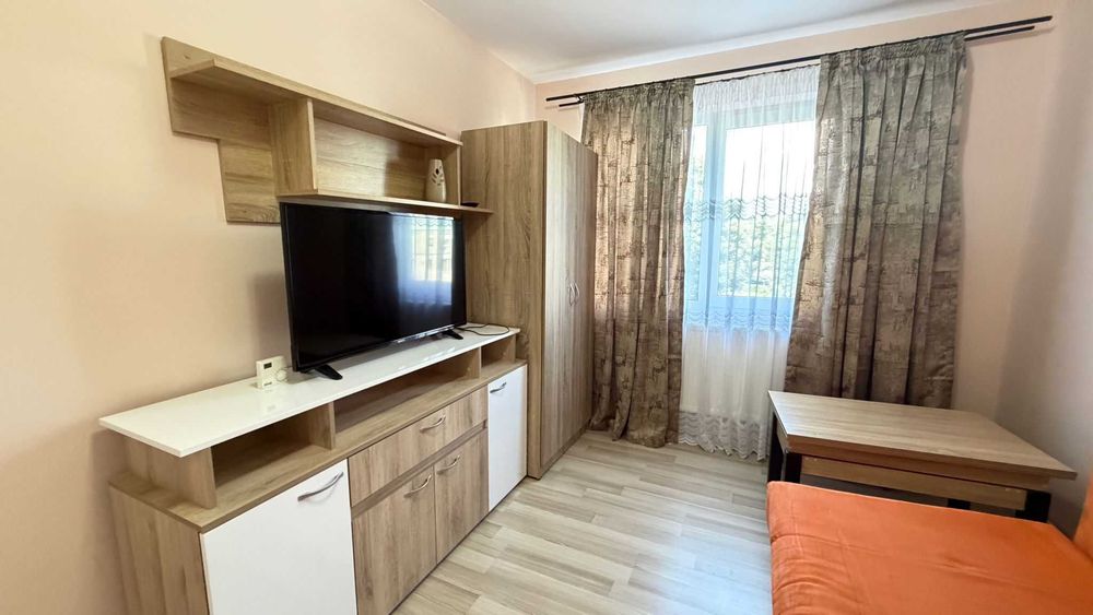 Vand apartament cu 2 camare - zona Vivo Mall