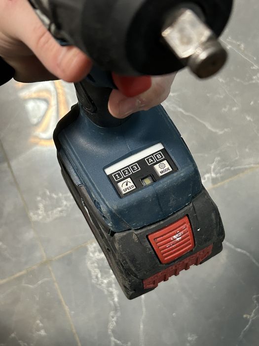 Inpact Bosch GDS 18v-750c