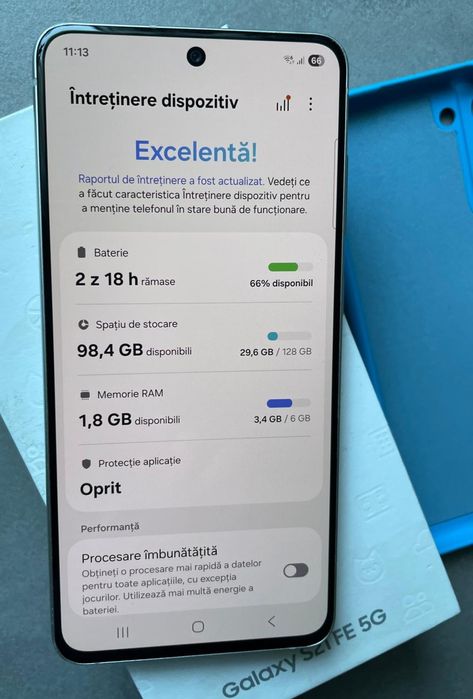 Samsung S21 FE cu 6Gb RAM și 128 Gb memory