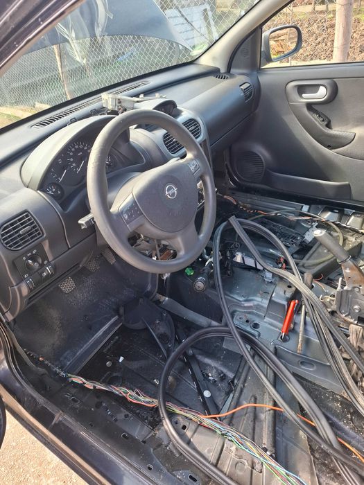 Оpel Corsa за части 2004 дизел