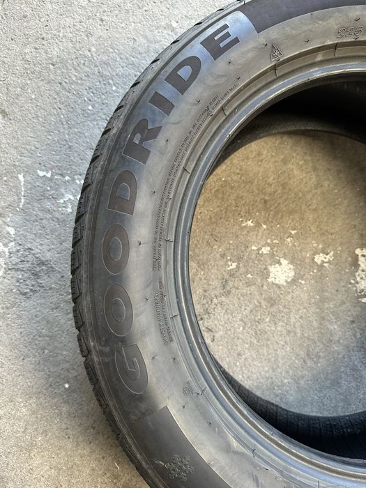 Set anvelope 225/60 R17 GoodRide iarnă (M+S)