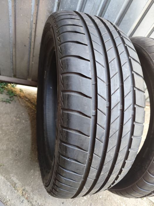 Anvelopa  215 55 r17 vara Bridgestone