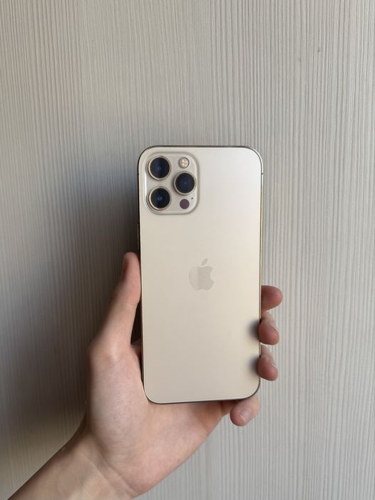 Iphone 12 pro max 128 84% 10/10