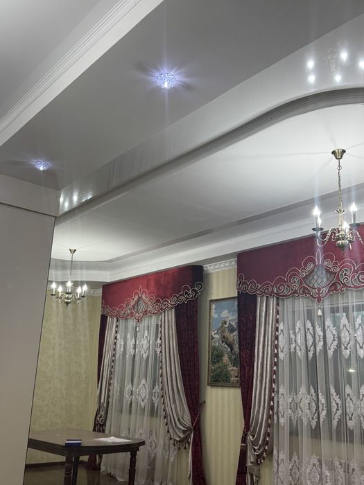 Люстра сатылады.