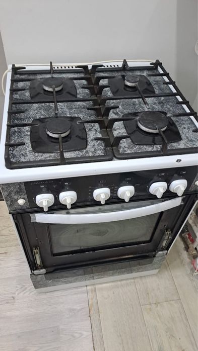 Продам газ плиту!