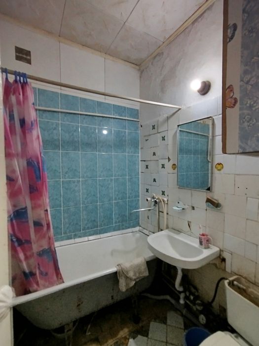 1 комнатная с мебелью и техникой 42м² Чиланзар20 кирпич 1/4/4