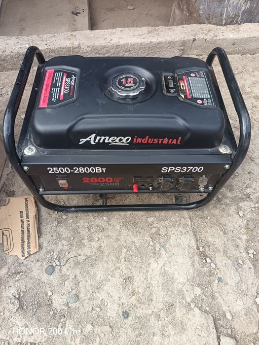 Бензиновый генератор Amarc 3500Вт