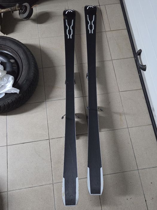 Clapari schiuri bete ski