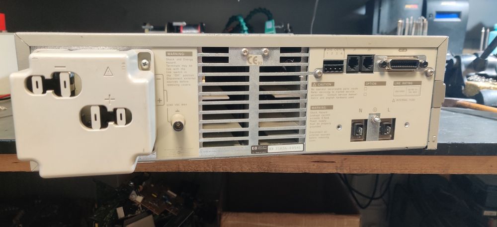 Sursa tensiune si curent reglabila HP Agilent 6675A 0-120V 0-18A