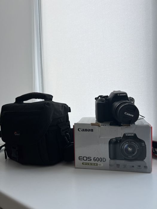 Фотоапарат Canon