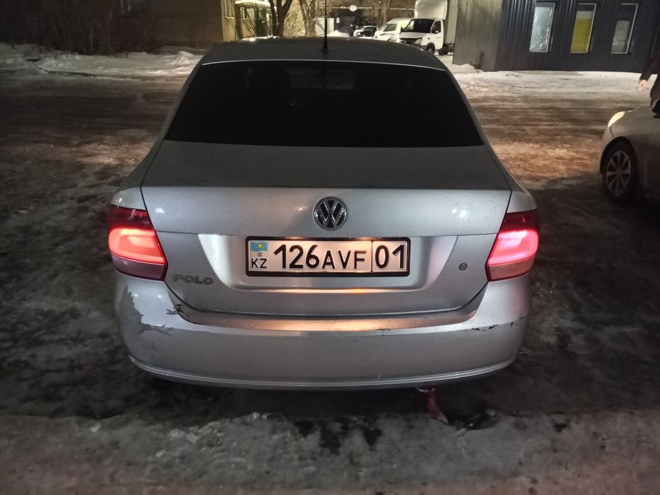 Volkswagen Polo 2011 год