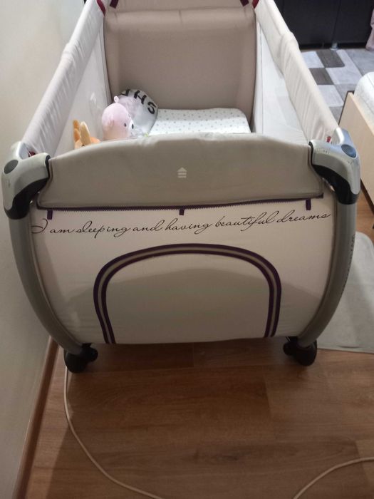 Patut bebeluși pliabil