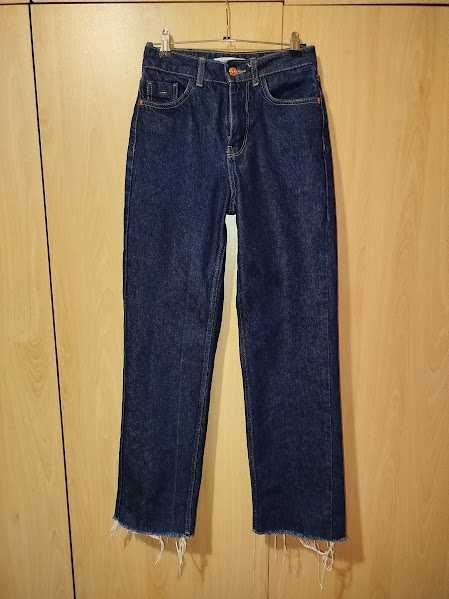 Дънки ZARA с висока талия р-р XS