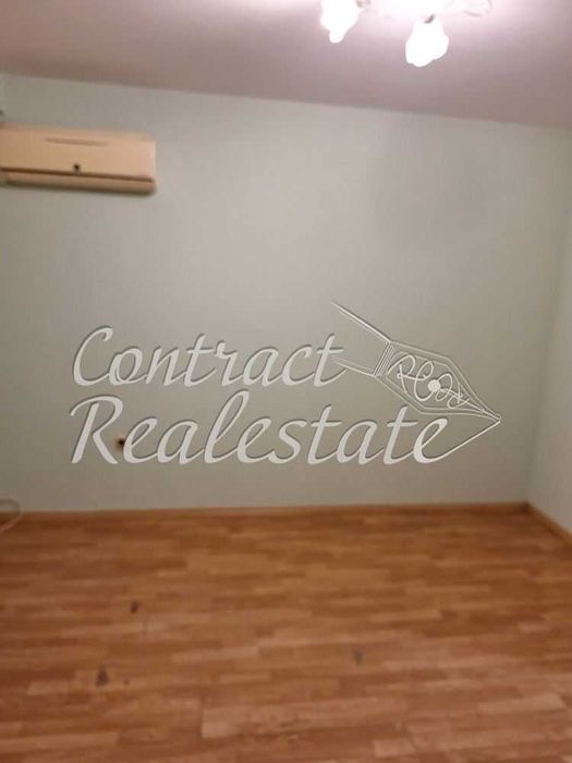 Двустаен Необзаведен Погребите !