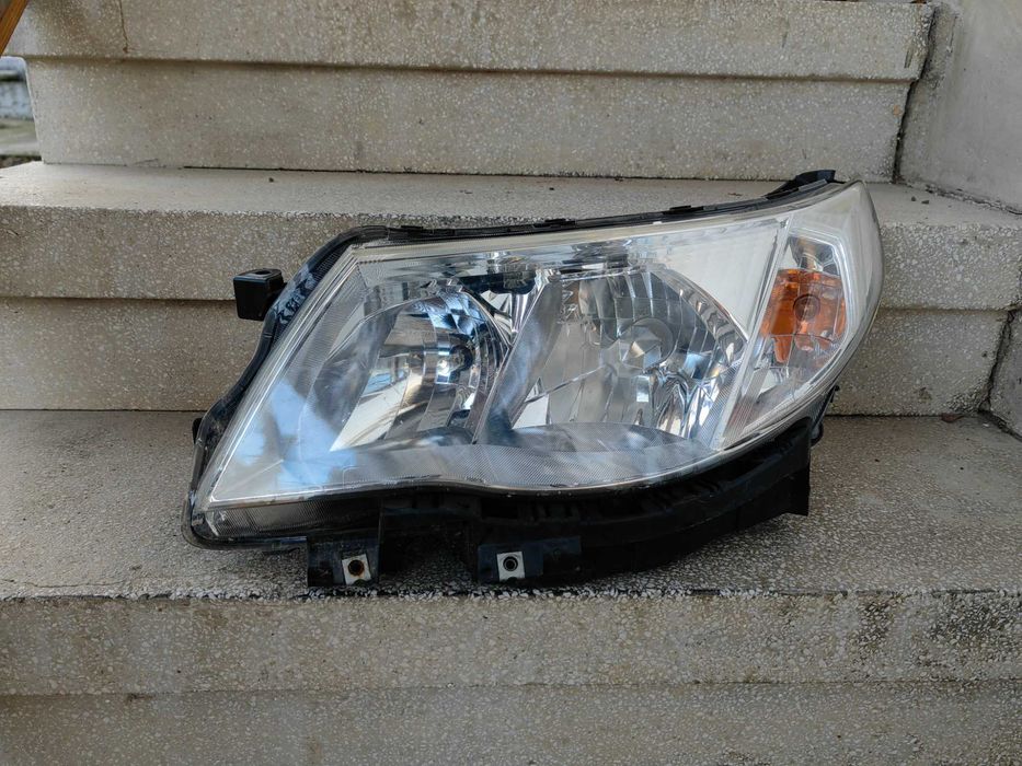 Фар Subaru Forester 2008 2013 Xenon ляв/Фар Субару Форестър Оригинален