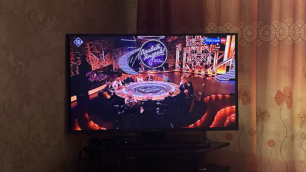 Телевизор продам