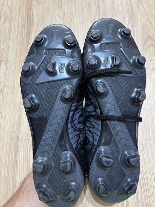 Ghete fotbal puma future Z gazon sintetic