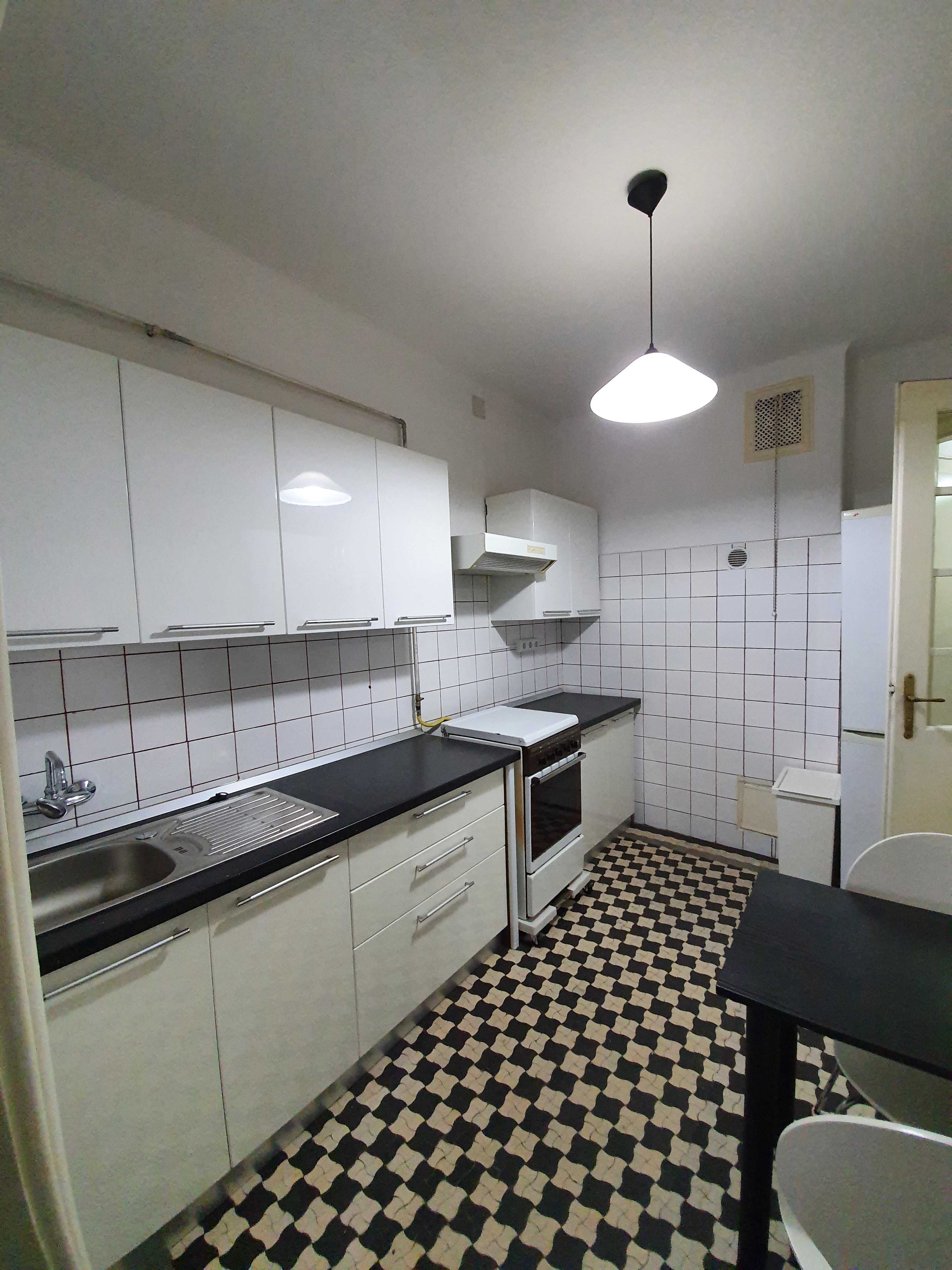 Inchiriez Apartament Doua Camere In Zona Balcescu Timisoara • OLX.ro