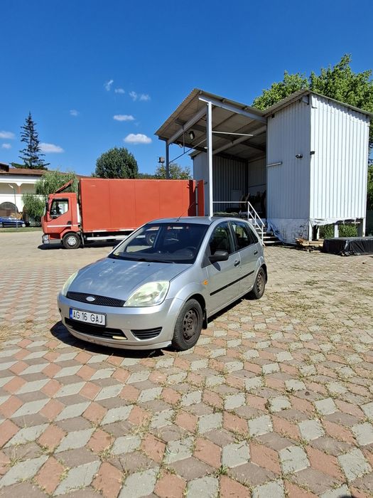 Vând Ford fiesta 2004 1.4  TDCI