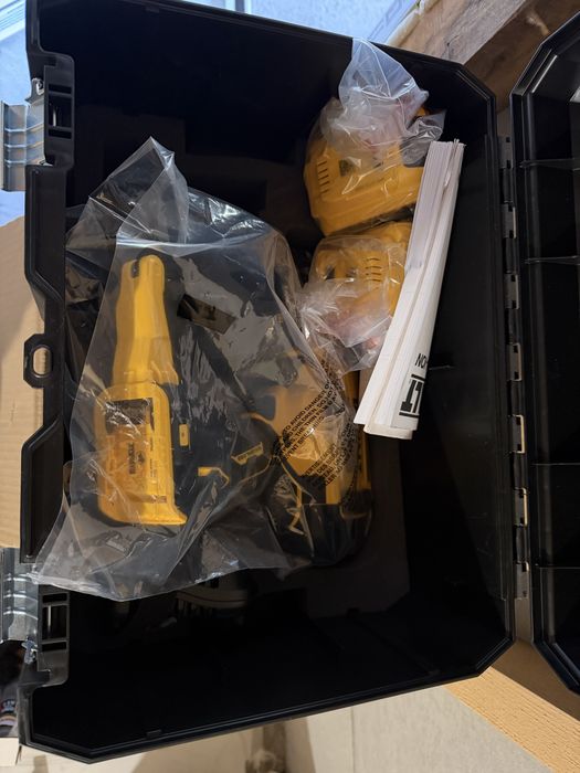 Пистолет за Битумни керемиди DeWalt