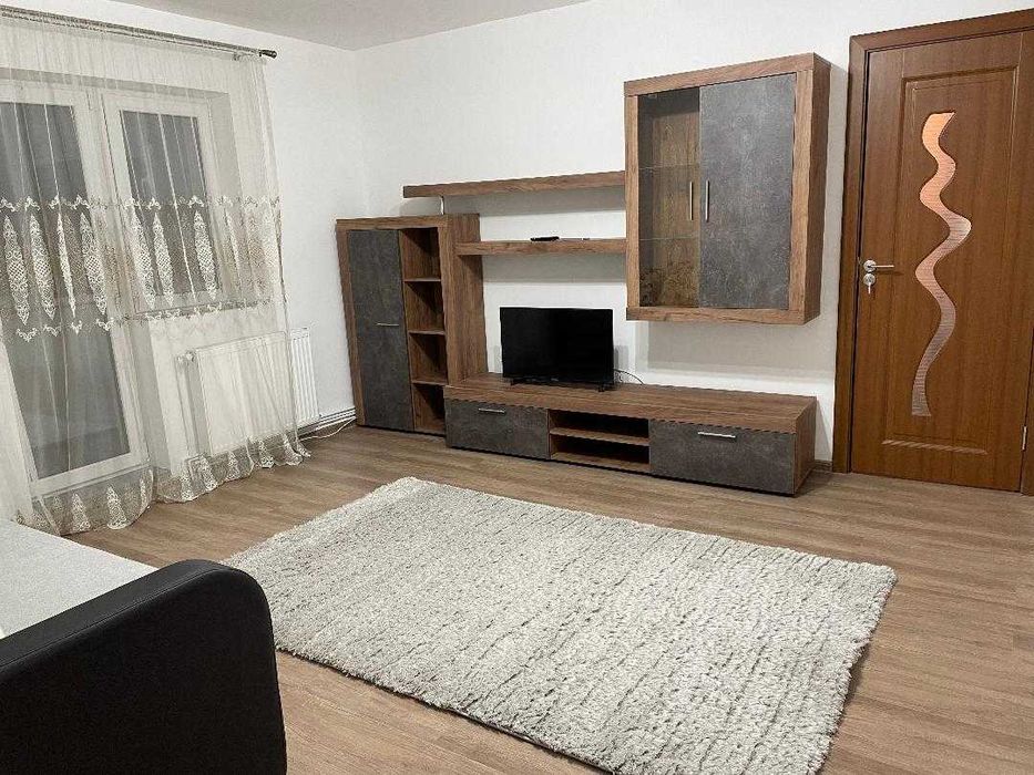 inchiriez apartament 2 camere