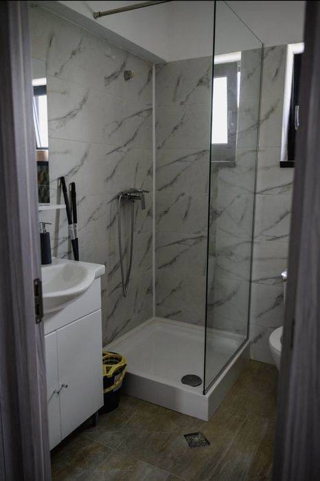 Închiriez apartament în regim hotelier zona Arena Mall,  ofer FACTURĂ