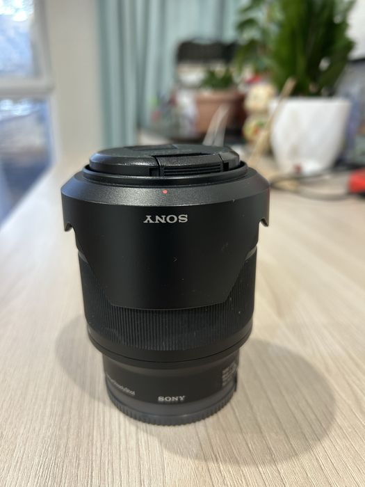 Обьектив Sony FE 28-70мм