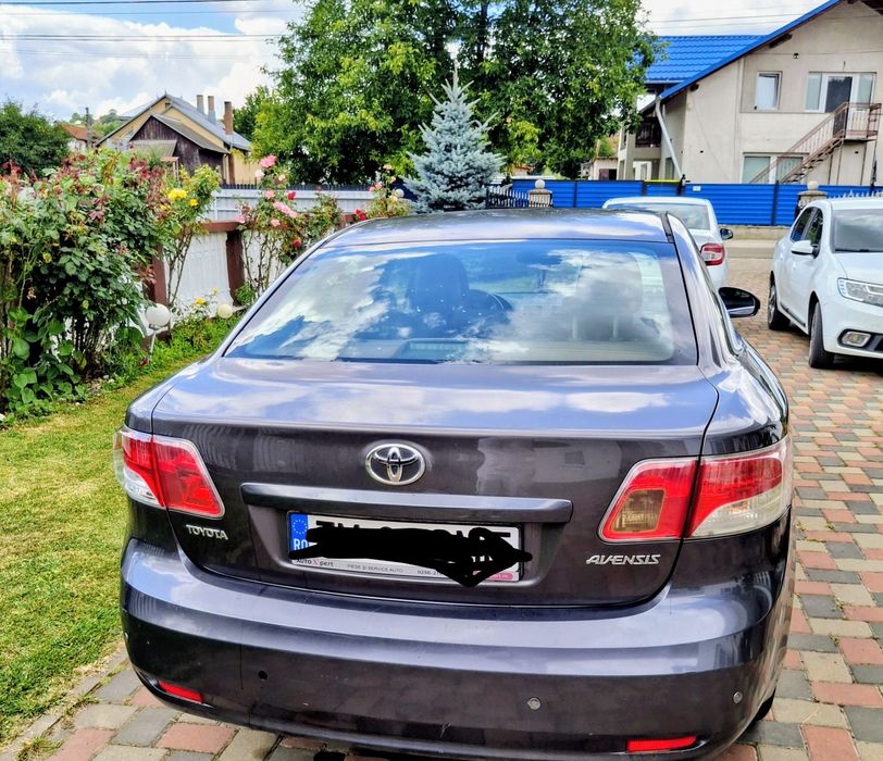 Vand Toyota avensis 2 .2