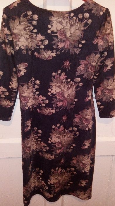 Платье тёплое, размер С