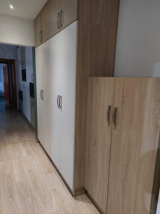 Inchiriez Apartament 3 camere, zona Restaurant Miorita - ARENA MOL