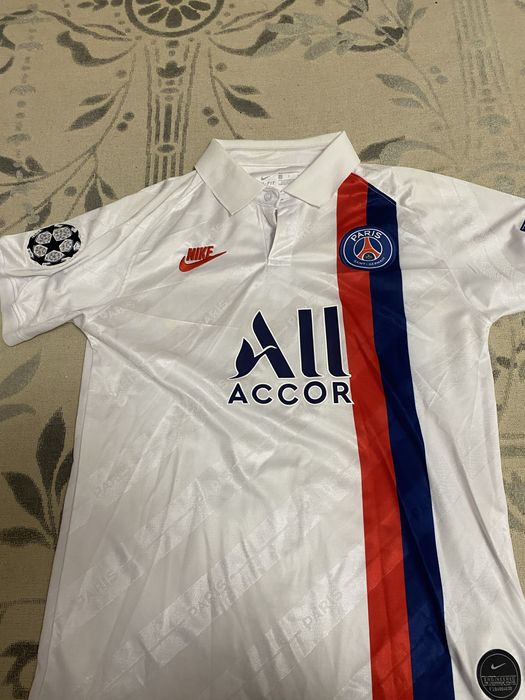 Форма ПСЖ Неймар